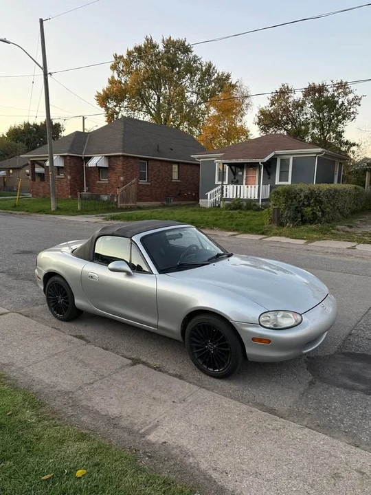 2000 Mazda NB MX-5 Miata - Image 4 of 6