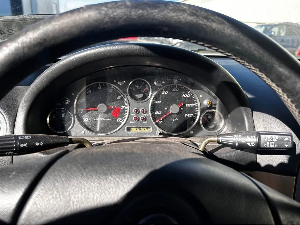 2000 Mazda NB MX-5 Miata - Image 8 of 9
