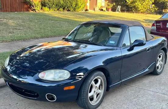 2000 Mazda Miata