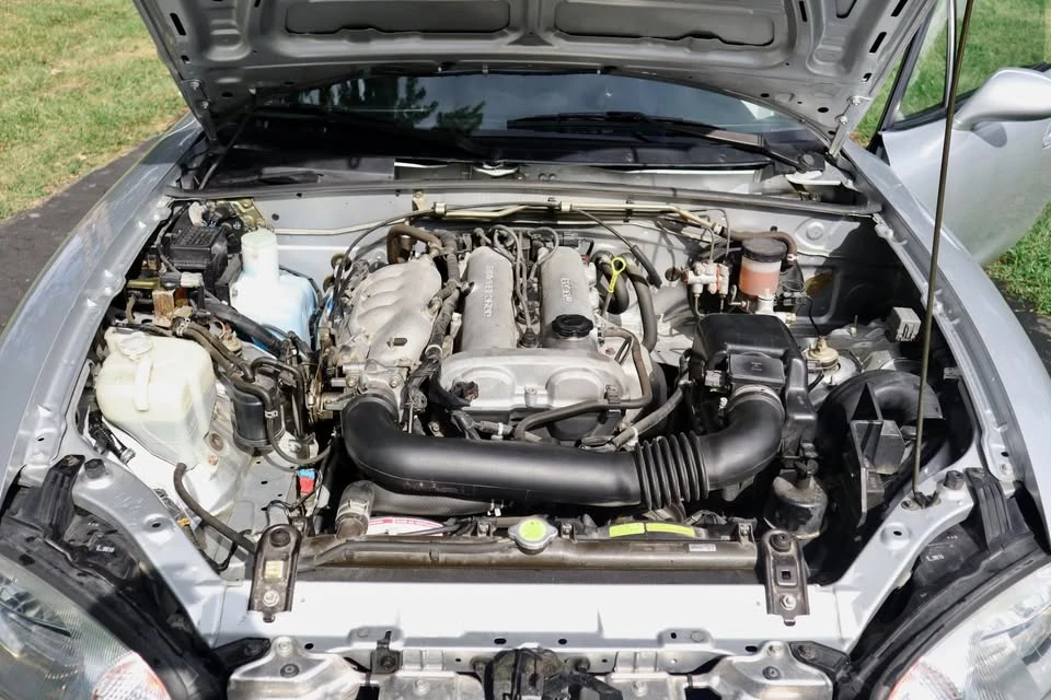 2000 Mazda NB MX-5 Miata - Image 4 of 8