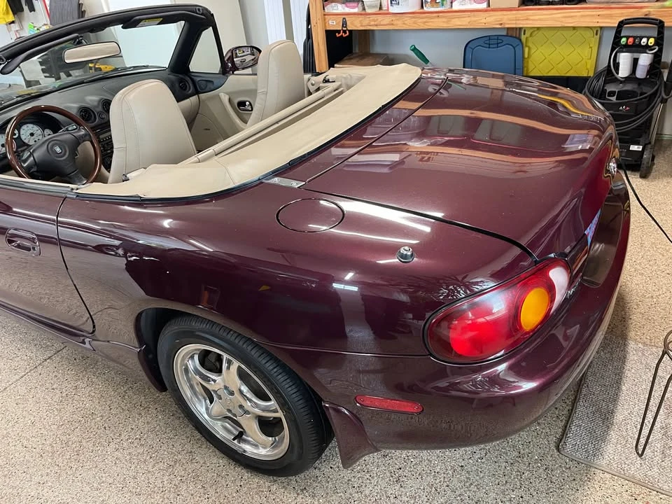 2000 Mazda NB MX-5 Miata - Image 4 of 11