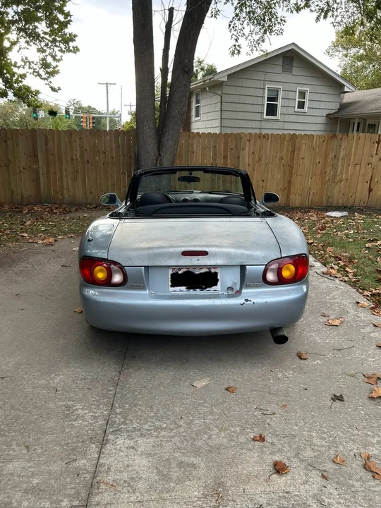 2000 Mazda NB MX-5 Miata - Image 8 of 10