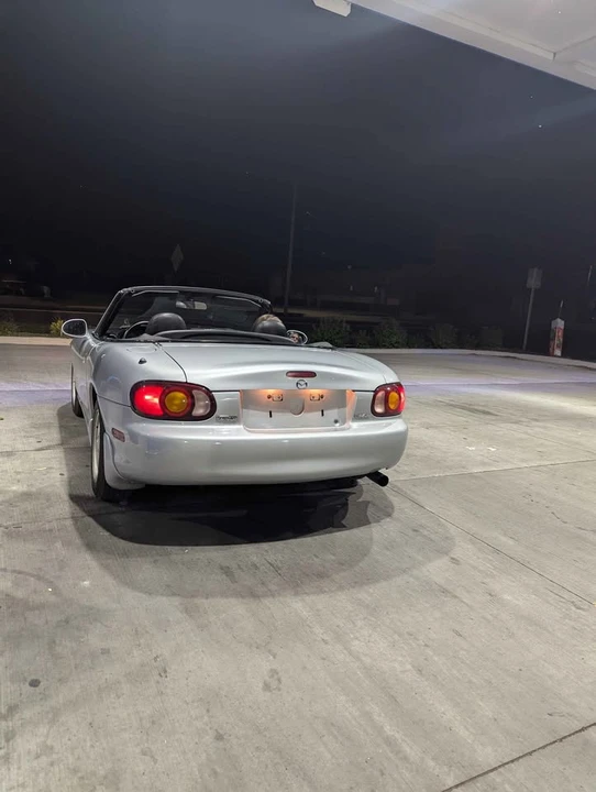 2000 Mazda NB MX-5 Miata - Image 4 of 7