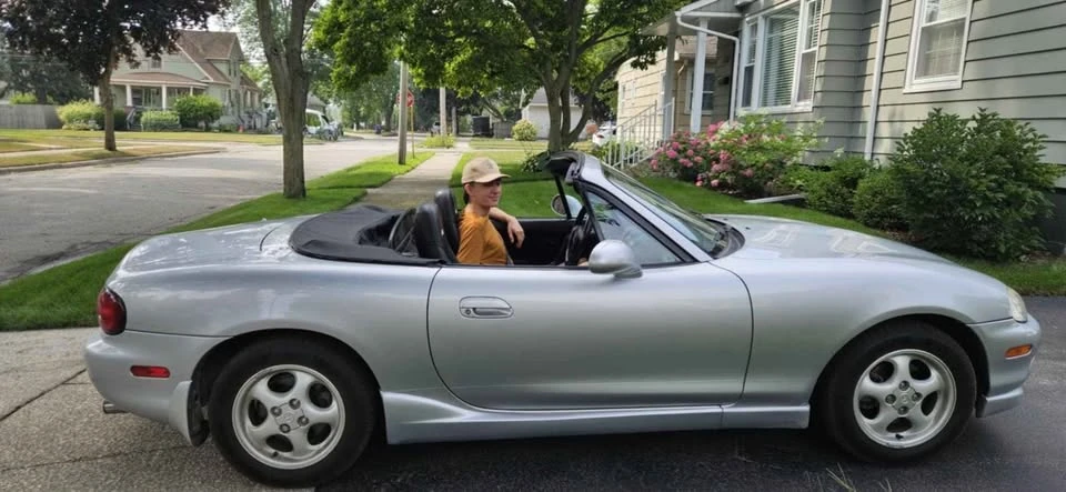 2000 Mazda NB MX-5 Miata - Image 2 of 7