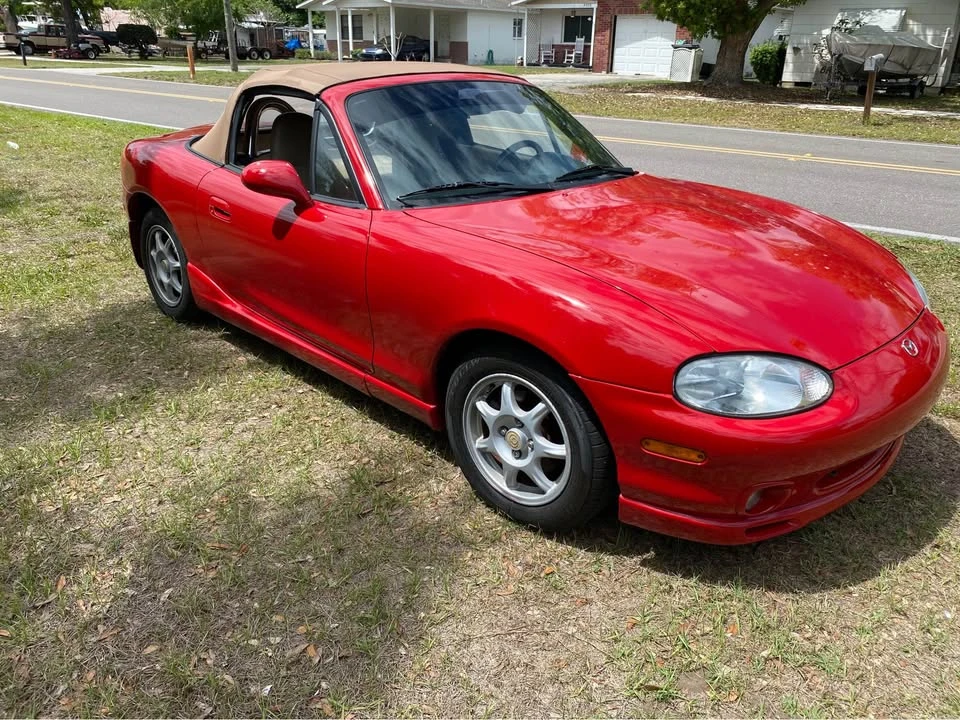2000 Mazda NB MX-5 Miata - Image 6 of 13