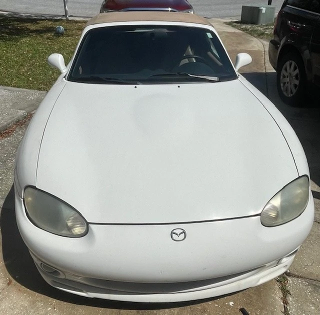 2000 Mazda NB MX-5 Miata - Image 2 of 9