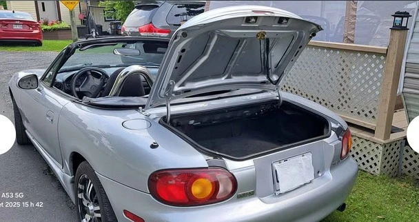 2000 Mazda NB MX-5 Miata - Image 2 of 5