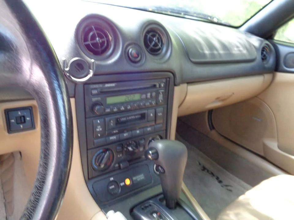 2000 Mazda NB MX-5 Miata - Image 4 of 11