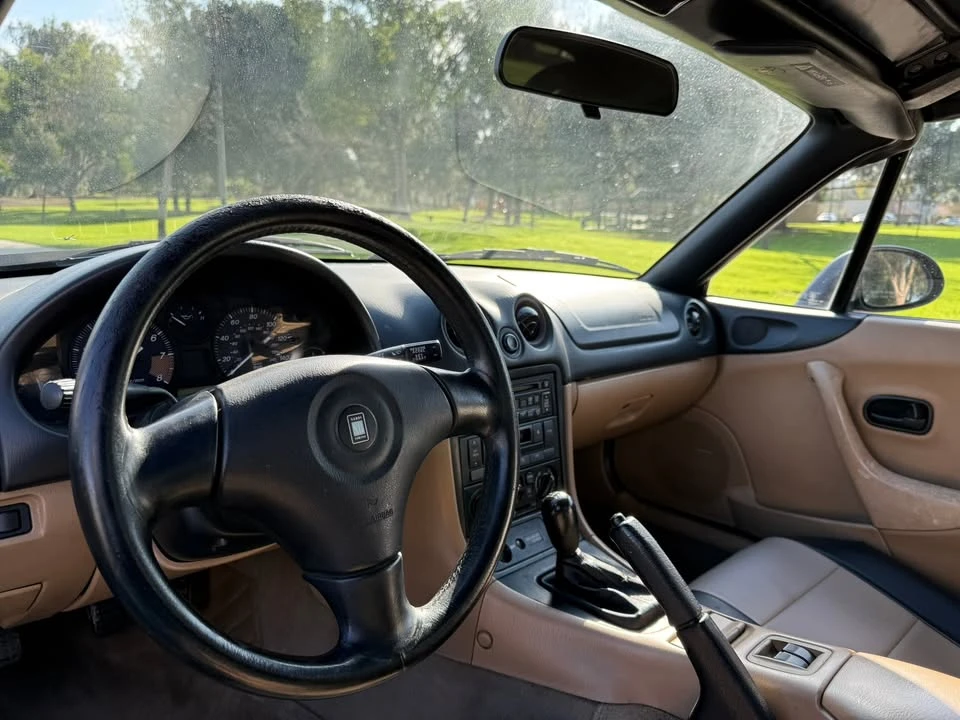 2000 Mazda NB MX-5 Miata - Image 10 of 13