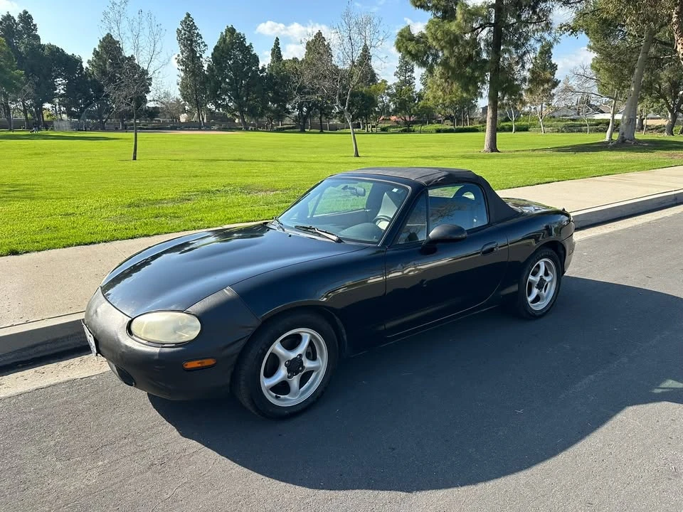 2000 Mazda NB MX-5 Miata - Image 3 of 13