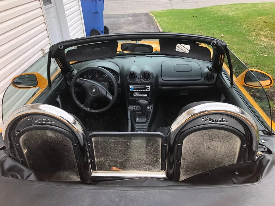 2000 Mazda NB MX-5 Miata - Image 4 of 8