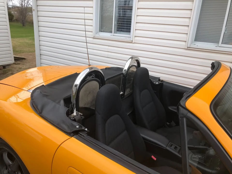 2000 Mazda NB MX-5 Miata - Image 6 of 8