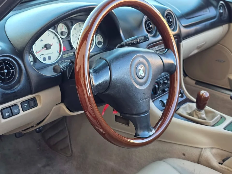 2000 Mazda NB MX-5 Miata - Image 2 of 19