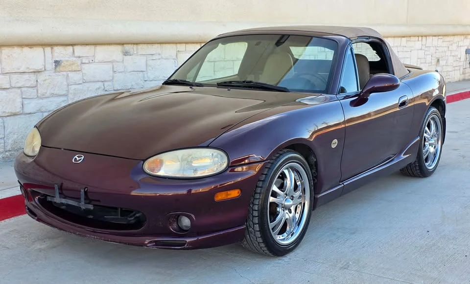 2000 Mazda NB MX-5 Miata - Image 17 of 19