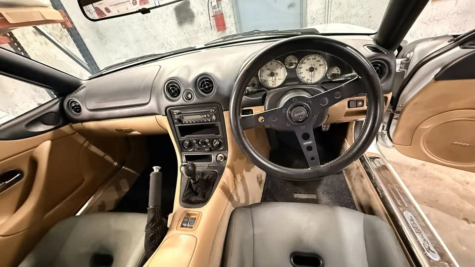 2000 Mazda NB MX-5 Miata - Image 10 of 13