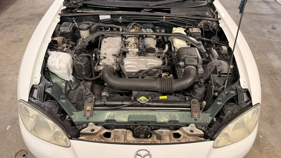 2000 Mazda NB MX-5 Miata - Image 11 of 13
