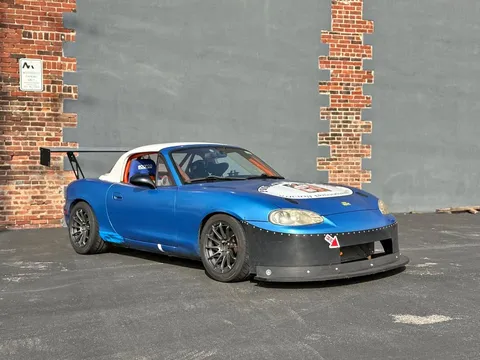 2000 Mazda Miata