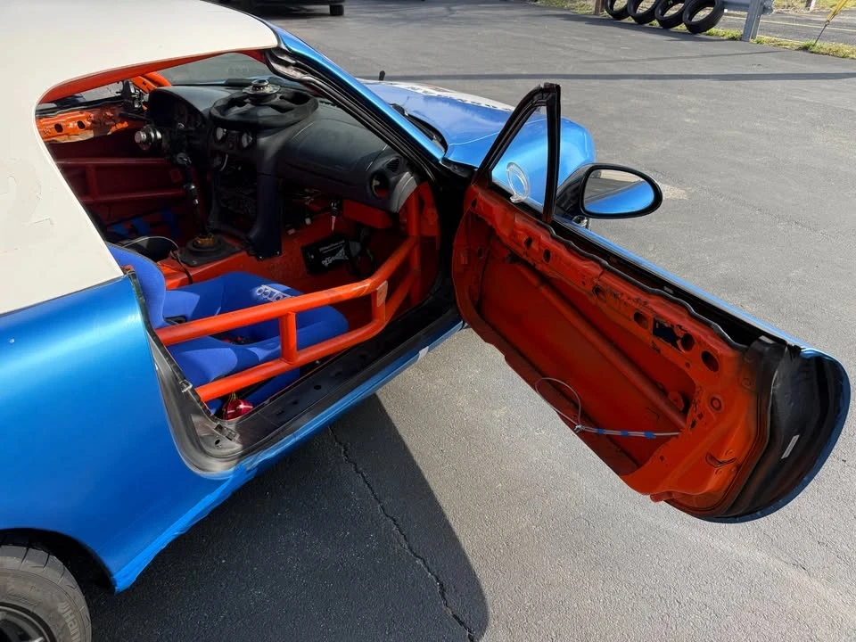 2000 Mazda NB MX-5 Miata - Image 15 of 16