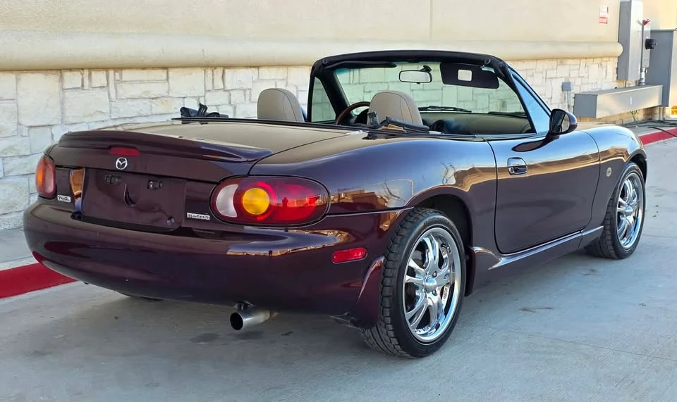 2000 Mazda NB MX-5 Miata - Image 4 of 20