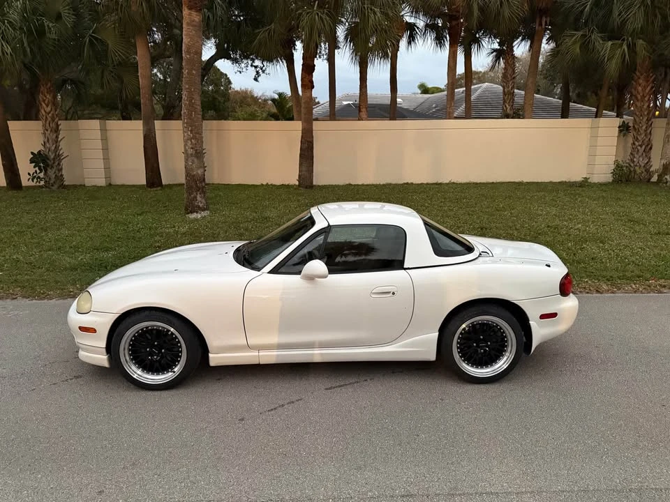 2000 Mazda MX-3 - Image 3 of 14