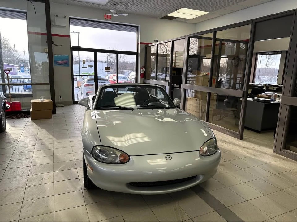 2000 Mazda NB MX-5 Miata - Image 17 of 17