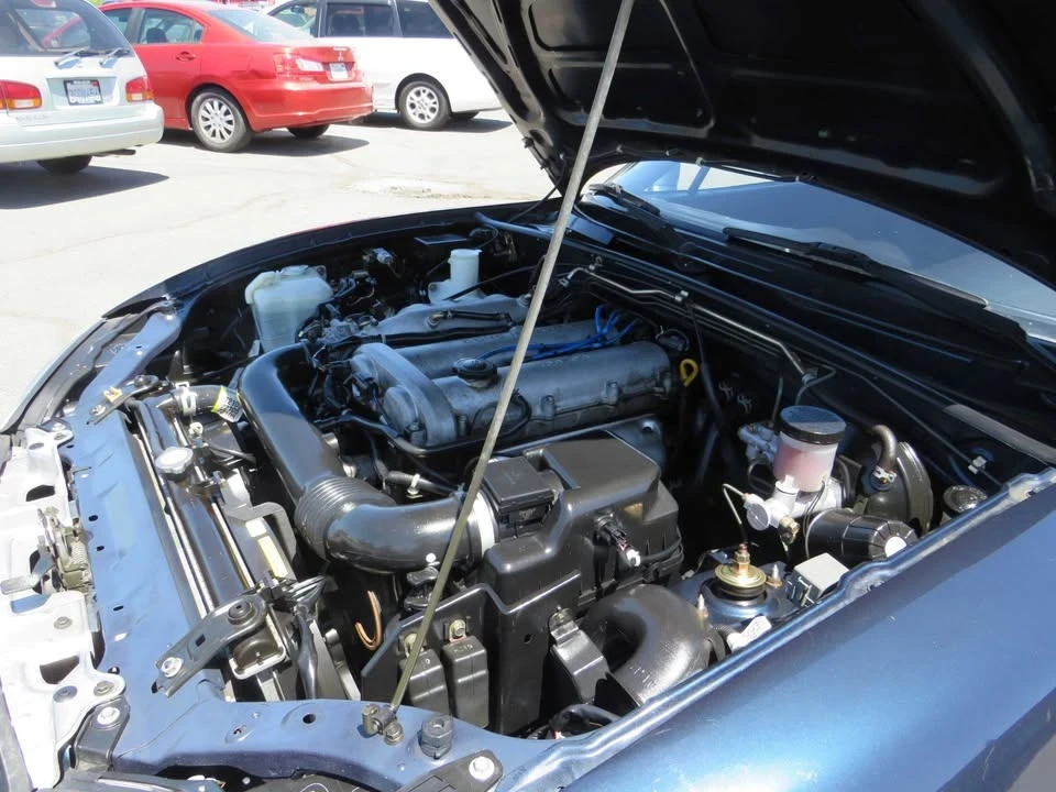 2000 Mazda NB MX-5 Miata - Image 16 of 19