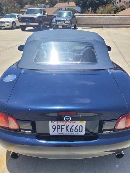 2000 Mazda NB MX-5 Miata - Image 6 of 17