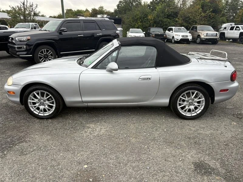 2000 Mazda NB MX-5 Miata - Image 2 of 15