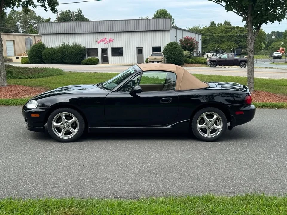 2000 Mazda NB MX-5 Miata - Image 4 of 20