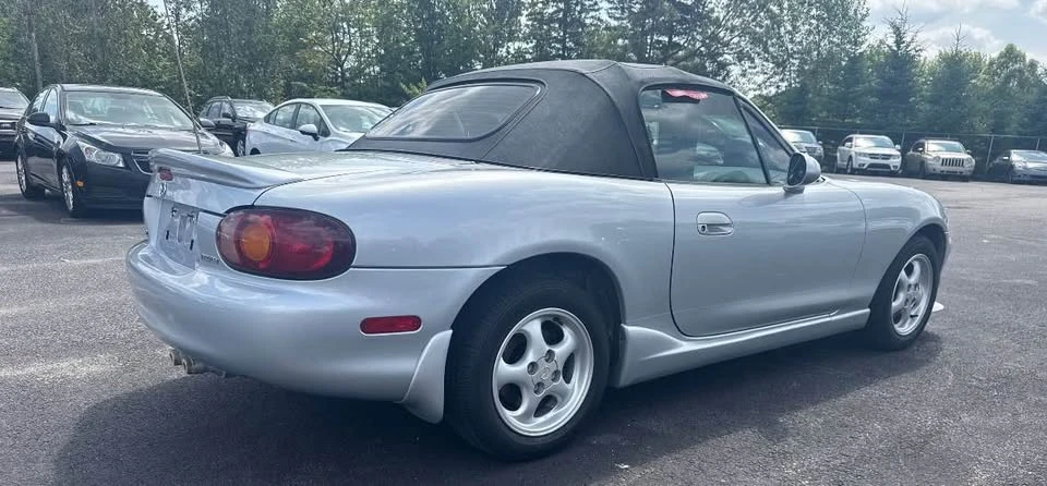 2000 Mazda NB MX-5 Miata - Image 4 of 12