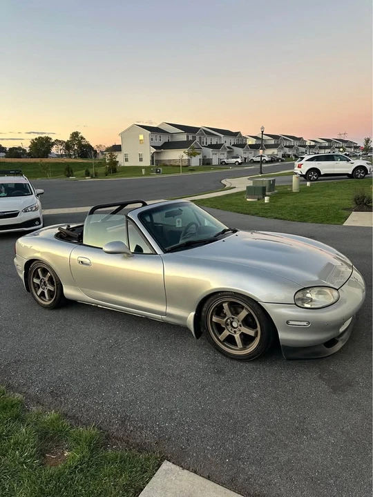 2000 Mazda NB MX-5 Miata - Image 6 of 8