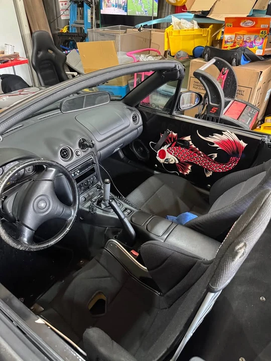 2000 Mazda NB MX-5 Miata - Image 4 of 5