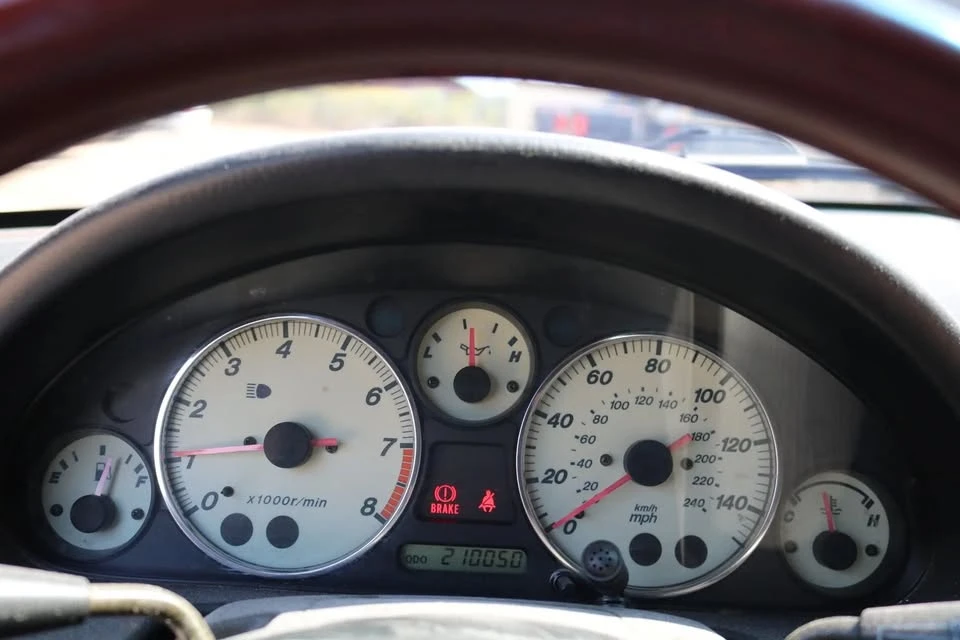 2000 Mazda NB MX-5 Miata - Image 13 of 16