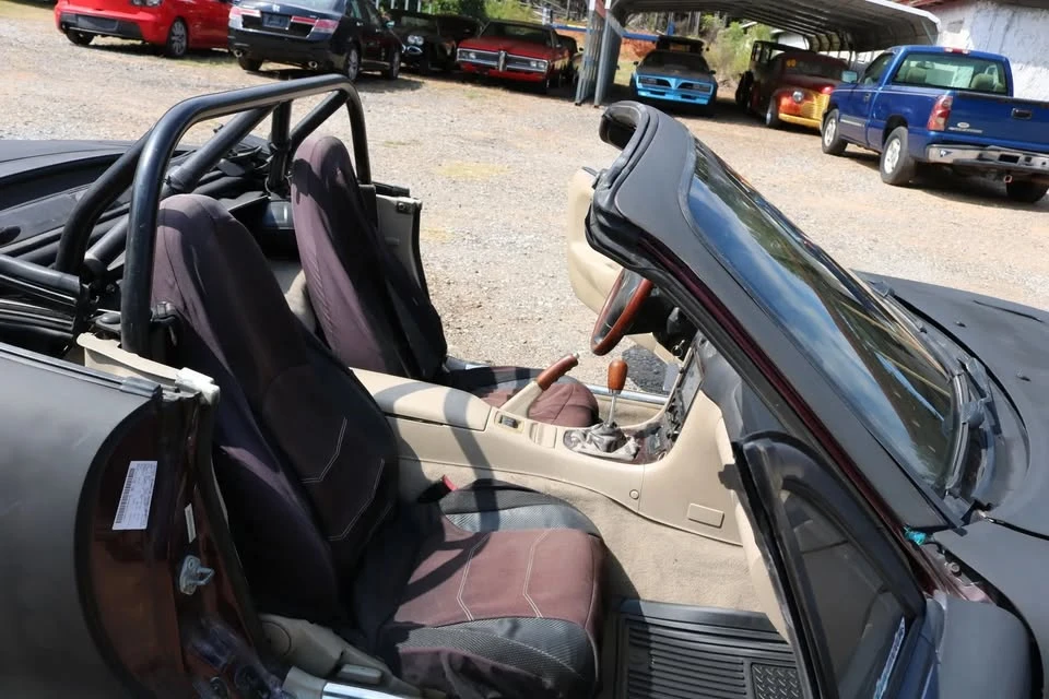 2000 Mazda NB MX-5 Miata - Image 15 of 16