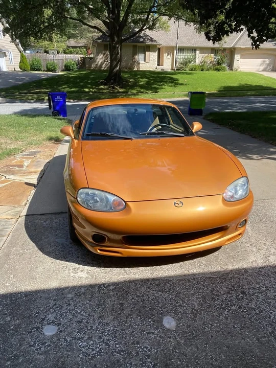 2000 Mazda NB MX-5 Miata - Image 3 of 7