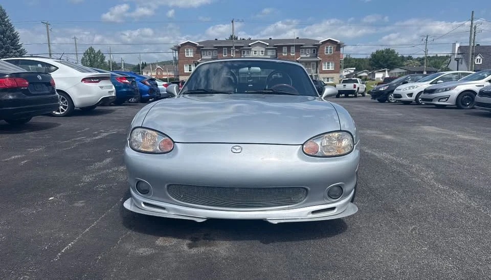 2000 Mazda NB MX-5 Miata - Image 2 of 12