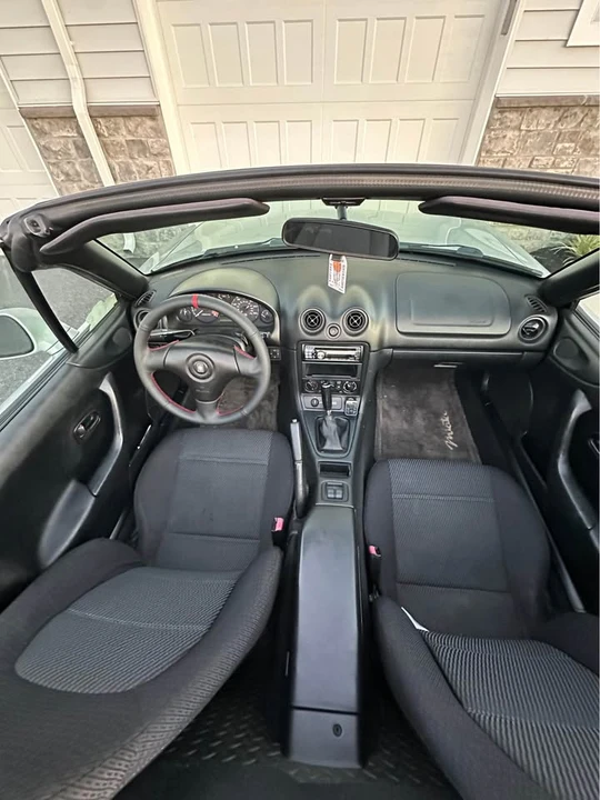2000 Mazda NB MX-5 Miata - Image 8 of 8