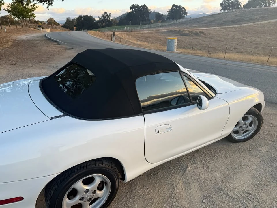 2000 Mazda NB MX-5 Miata - Image 19 of 19