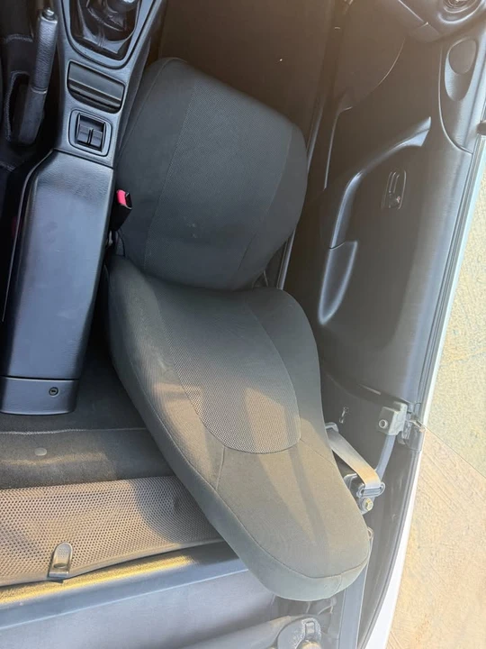 2000 Mazda NB MX-5 Miata - Image 11 of 19