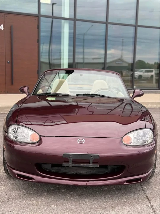 2000 Mazda NB MX-5 Miata - Image 2 of 16