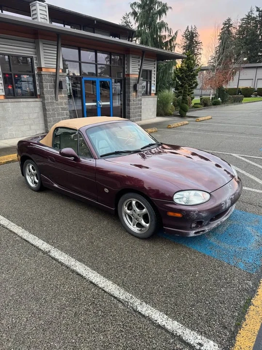 2000 Mazda NB MX-5 Miata - Image 3 of 13