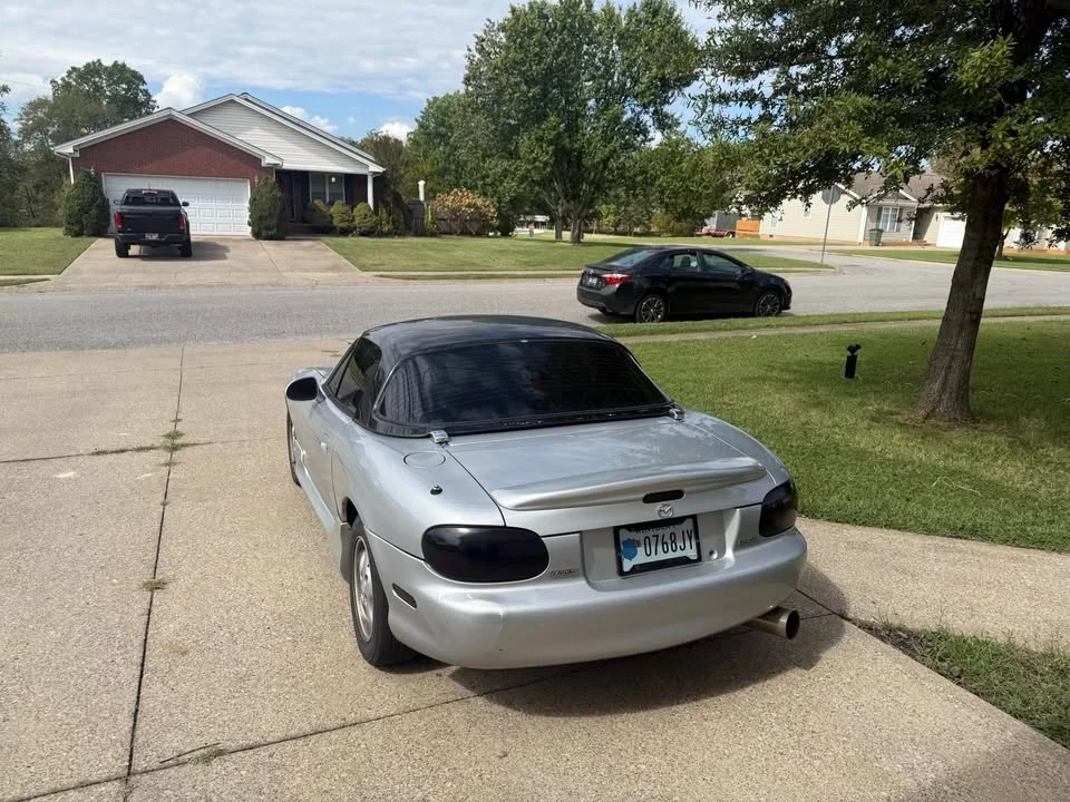 2000 Mazda NB MX-5 Miata - Image 5 of 7