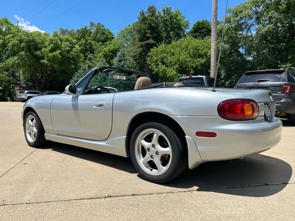 2000 Mazda NB MX-5 Miata - Image 3 of 20