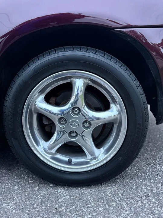 2000 Mazda NB MX-5 Miata - Image 10 of 16