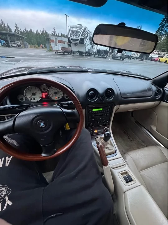 2000 Mazda NB MX-5 Miata - Image 11 of 13