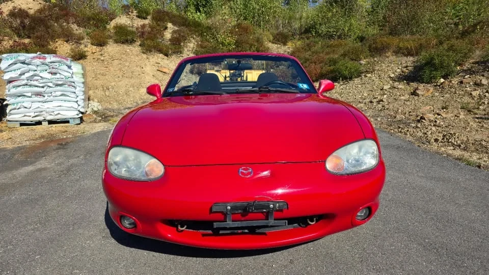 2000 Mazda NB MX-5 Miata - Image 6 of 18