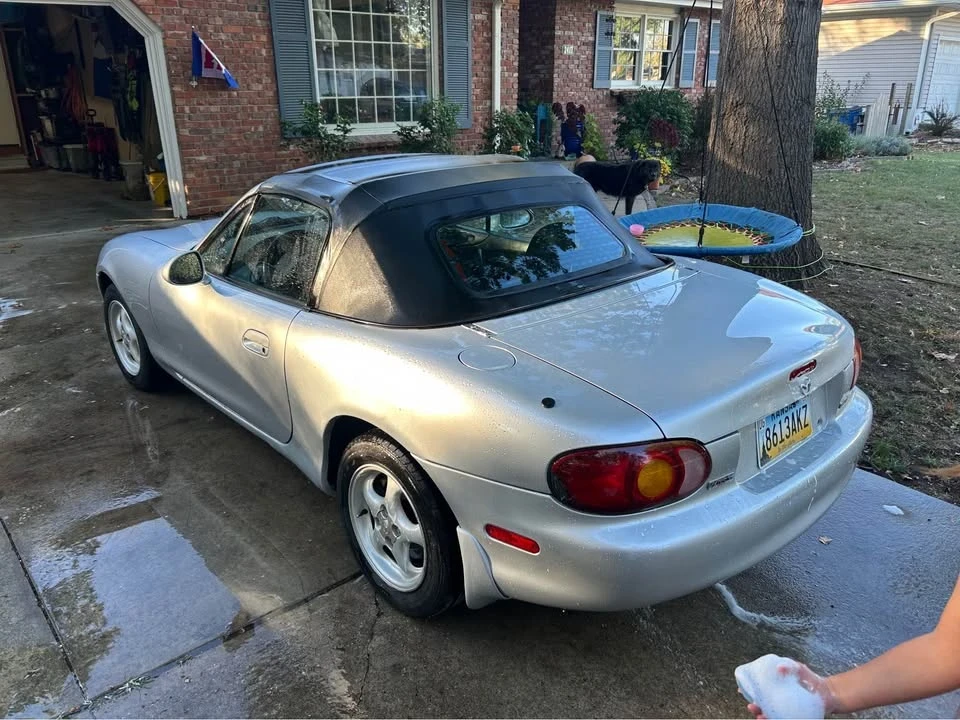 2000 Mazda NB MX-5 Miata - Image 3 of 3