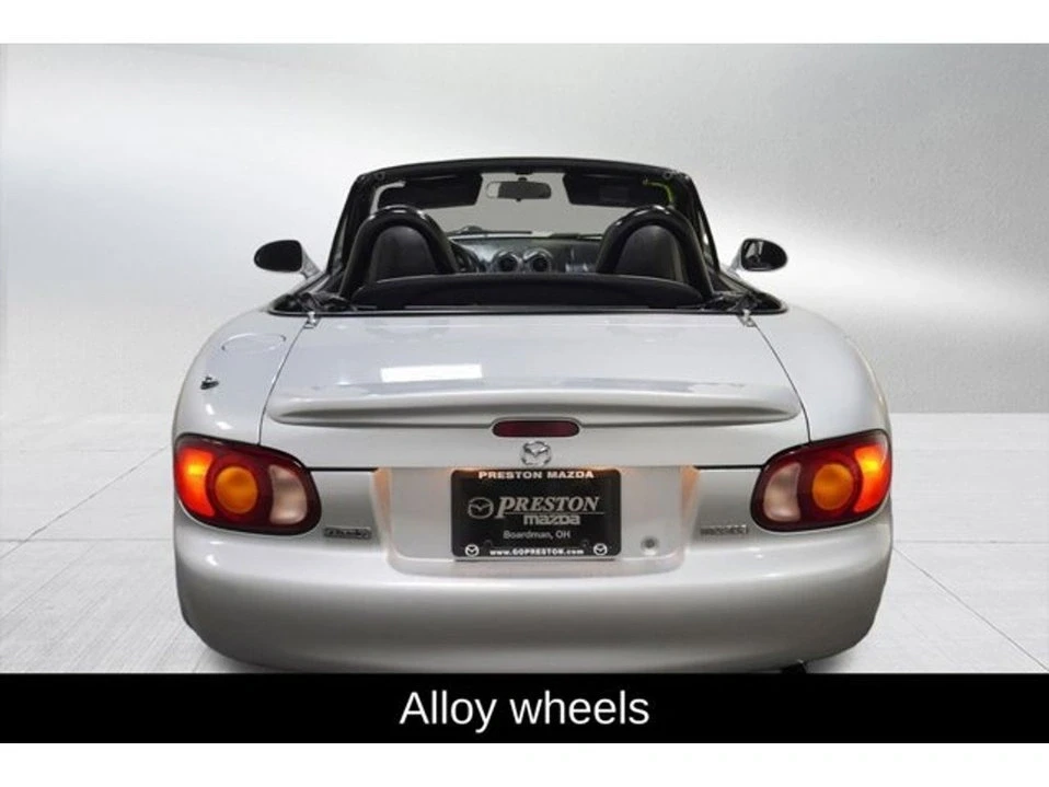 2000 Mazda NB MX-5 Miata - Image 8 of 9