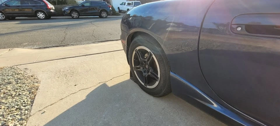 2000 Mazda NB MX-5 Miata - Image 2 of 17