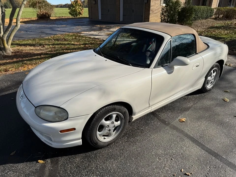 2000 Mazda NB MX-5 Miata - Image 6 of 16